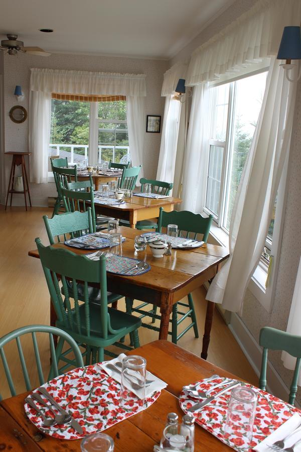 Compass Rose Heritage Inn North Head Экстерьер фото